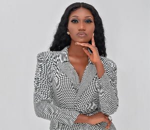 Ghanaians troll Wendy Shay for missing lines in popular gospel song